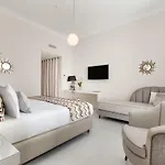 Relais Savarese 4* 상트아그넬로