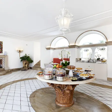 Pensionat Relais Savarese 4*