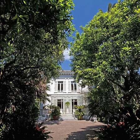 Pensionat Relais Savarese 4*