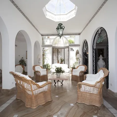 Gasthuis Relais Savarese 4*