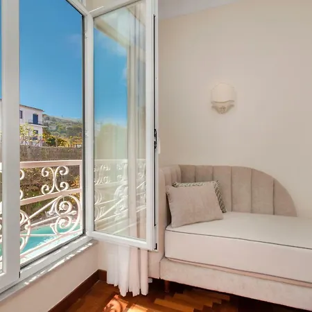 Relais Savarese Pensionat 2*