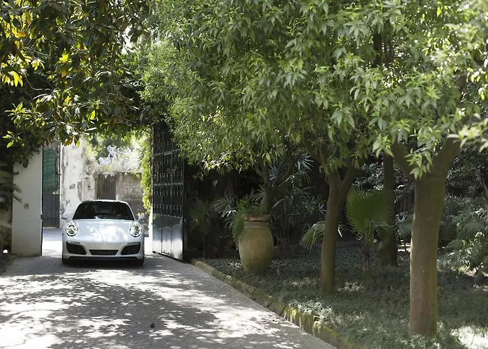 بيت ضيافة Relais Savarese